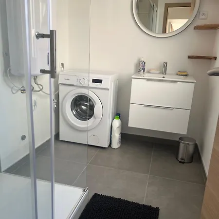 Appartement Le Petit Nouveau Avec Jardin *